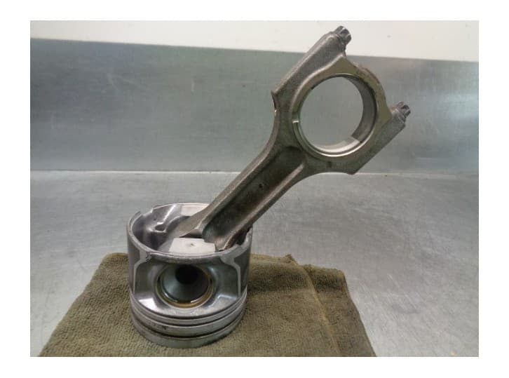 Recambio de piston para bmw serie 7 (f01/f02) 3.0 turbodiesel referencia OEM IAM 2