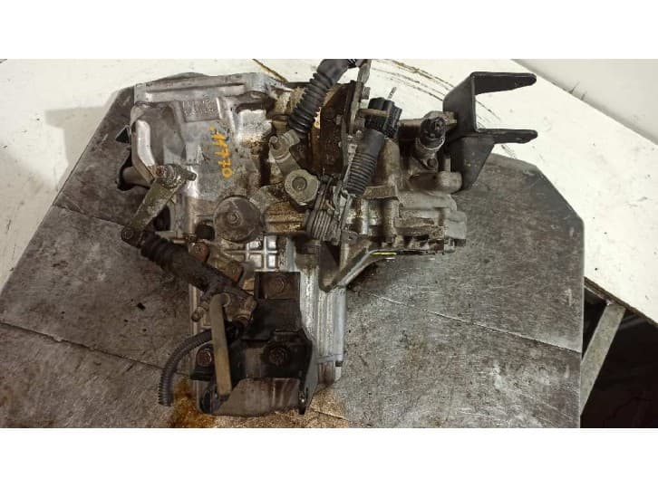 Recambio de caja cambios para hyundai matrix (fc) 1.8 referencia OEM IAM J21873  090337 5