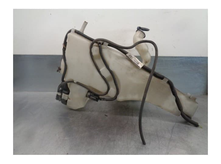 Recambio de deposito limpia para volvo v50 (545) d5 referencia OEM IAM 30657122 30657121 3
