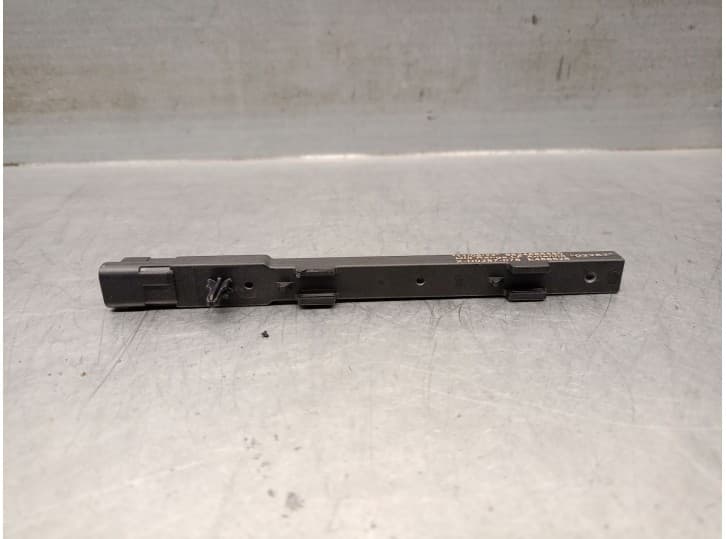 Recambio de antena para opel corsa f (p2jo) corsa-e (68) referencia OEM IAM 9824885480 2