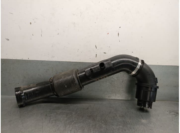 Recambio de tubo para hyundai tucson hybrid referencia OEM IAM 28130P0400