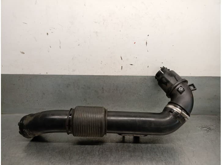 Recambio de tubo para hyundai tucson hybrid referencia OEM IAM 28130P0400 2