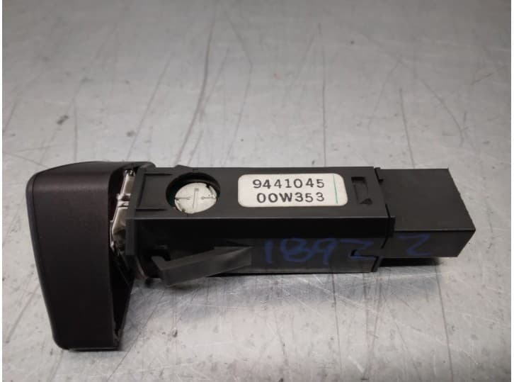 Recambio de warning para volvo v70 ii (285) 2.5 tdi referencia OEM IAM 9441045 3