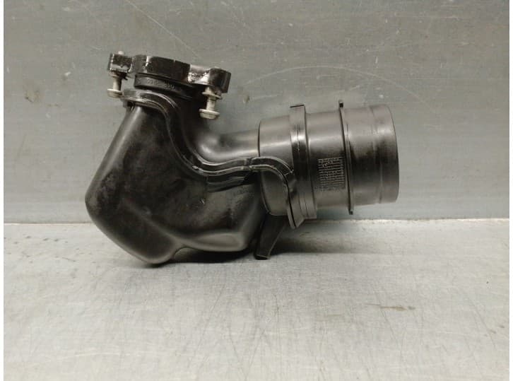 Recambio de tubo para seat leon st (5f8) 1.4 tgi referencia OEM IAM 04E129656R