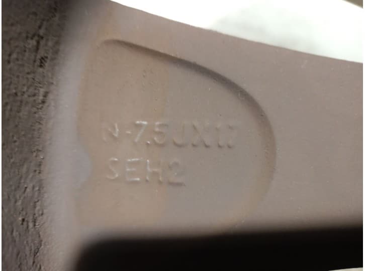 Recambio de llanta para bmw x5 (e53) 3.0 d referencia OEM IAM 1096156 R177.5JX17SEH2IS40 4