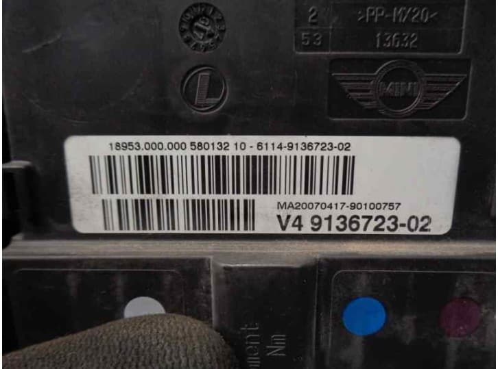 Recambio de caja reles / fusibles para mini mini (r56) one referencia OEM IAM 9136723 4