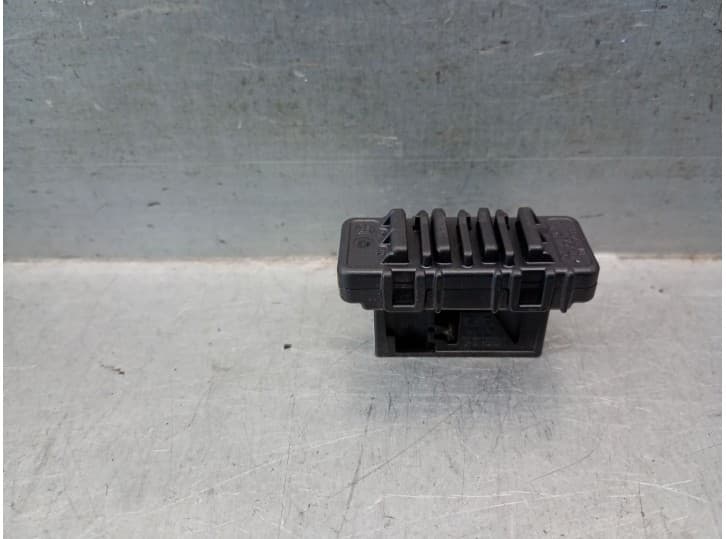 Recambio de sensor para mini mini (f55) cooper s referencia OEM IAM 6814609 61136814611