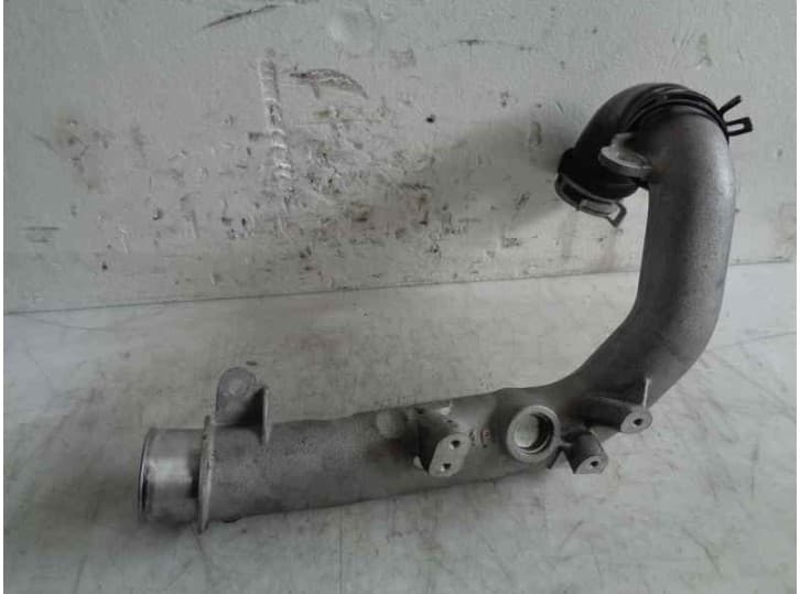 Recambio de tubo para mazda premacy (cp) 2.0 td referencia OEM IAM RF4P1324XB