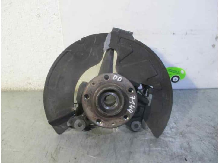 Recambio de mangueta delantera derecha para citroën c6 (td_) 3.0 hdi referencia OEM IAM 3