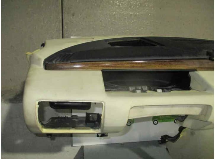 Recambio de salpicadero para citroën c6 (td_) 3.0 hdi referencia OEM IAM  BEIGE Y NEGRO 2