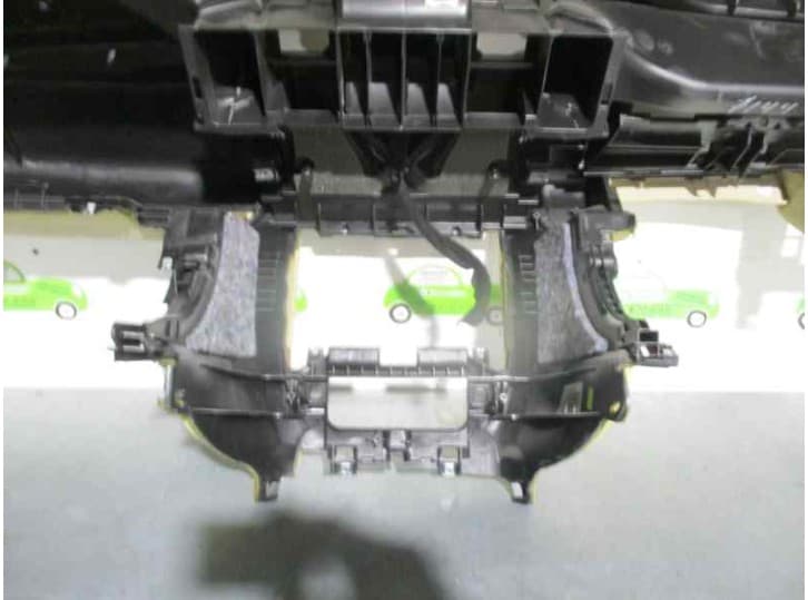 Recambio de salpicadero para citroën c6 (td_) 3.0 hdi referencia OEM IAM  BEIGE Y NEGRO 11