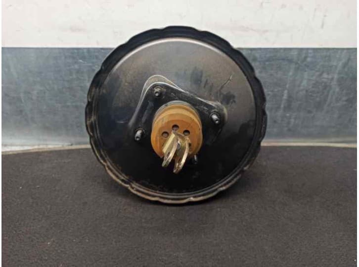 Recambio de servofreno para ssangyong rodius i 2.7 xdi referencia OEM IAM 4851021000