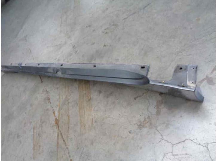 Recambio de faldon lateral para bmw 5 (e60) 520 d referencia OEM IAM 7033759  22944911 4