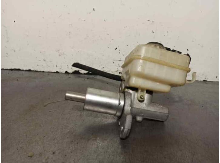 Recambio de bomba freno para bmw 5 (e60) 520 d referencia OEM IAM 2923 32067179D TRW 3