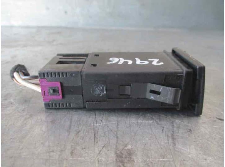 Recambio de boton luneta para volkswagen bora i (1j2) 1.9 tdi referencia OEM IAM   TRW 7