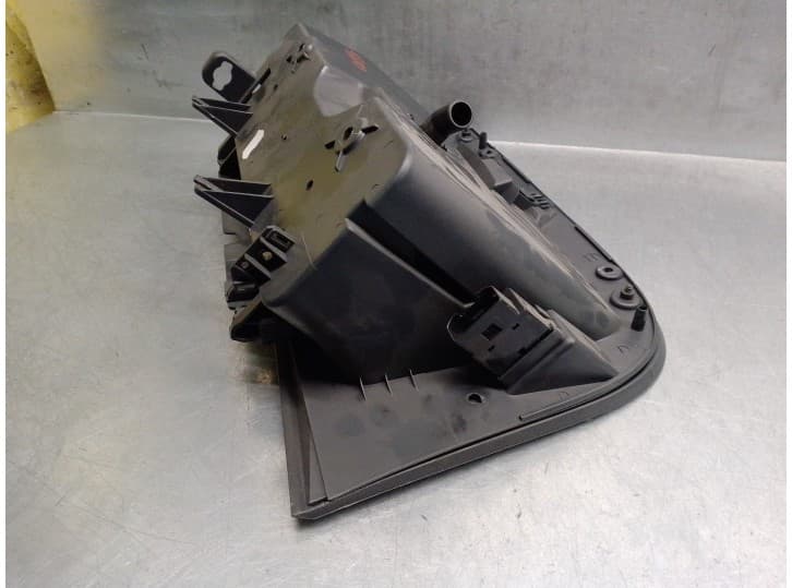 Recambio de guantera para seat ibiza iv (6j5, 6p1) 1.4 tsi referencia OEM IAM 6J1857103A 6