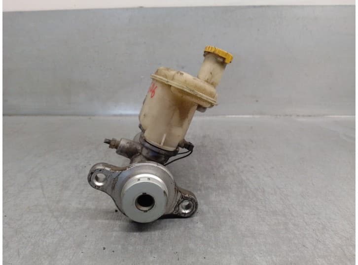 Recambio de bomba freno para nissan altima referencia OEM IAM 460108J100 4
