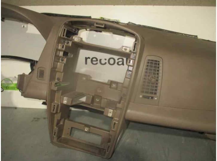 Recambio de salpicadero para cadillac srx 3.6 referencia OEM IAM  MARRON Y BEIGE 4