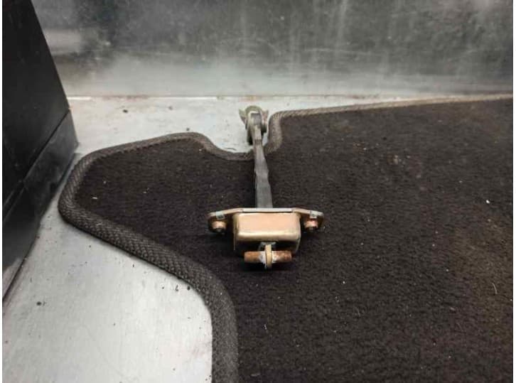 Recambio de retenedor puerta para suzuki liana (er, rh_) 1.6 (rh 416) referencia OEM IAM 2