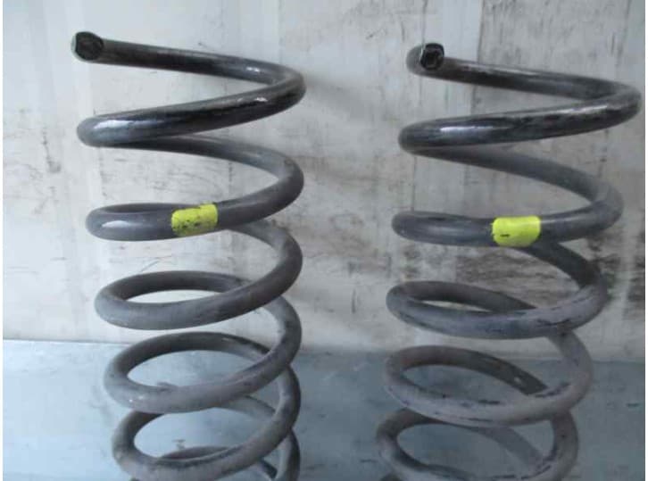 Recambio de muelle amortiguacion para mazda 5 (cr) 2.0 cd (cr19) referencia OEM IAM 2