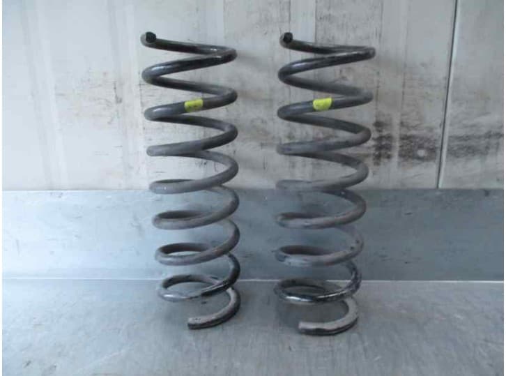 Recambio de muelle amortiguacion para mazda 5 (cr) 2.0 cd (cr19) referencia OEM IAM 3