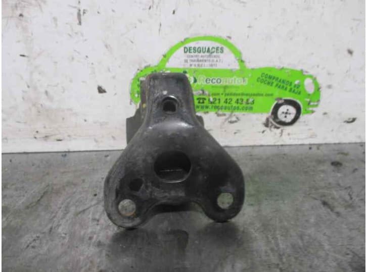 Recambio de soporte motor para hyundai elantra iii (xd) 2.0 crdi referencia OEM IAM 3