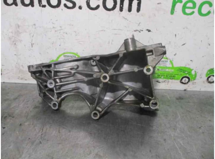 Recambio de soporte alternador para audi a4 b7 (8ec) 1.8 t referencia OEM IAM 06D903143D 2