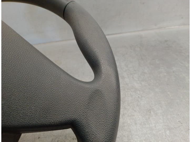 Recambio de volante para ford ka (ru8) 1.2 referencia OEM IAM 61990120A 3