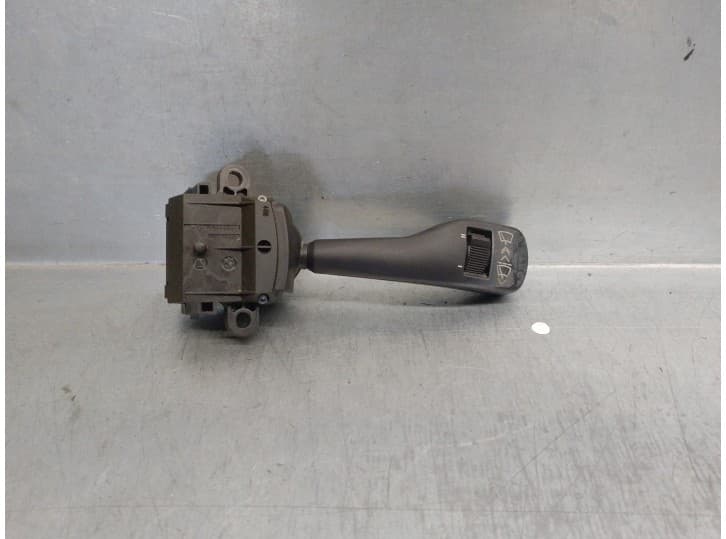 Recambio de mando limpia para bmw x3 (e83) 2.0 d referencia OEM IAM 8363669