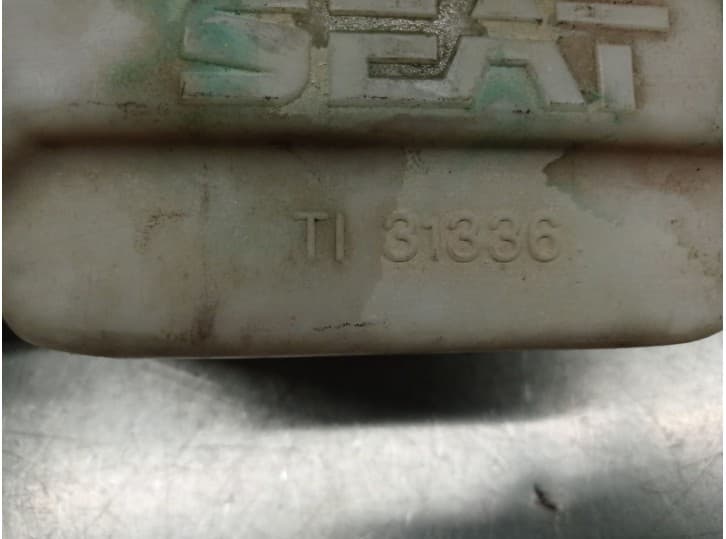 Recambio de deposito limpia para seat ibiza i (21a) 0.9 referencia OEM IAM TI31336 5