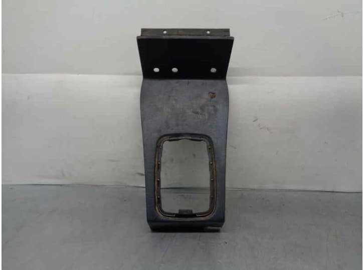 Recambio de moldura para mercedes-benz /8 (w115) 240 d (115.117) referencia OEM IAM