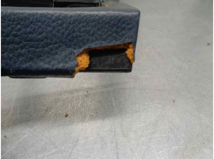 Recambio de moldura para mercedes-benz /8 (w115) 240 d (115.117) referencia OEM IAM 5