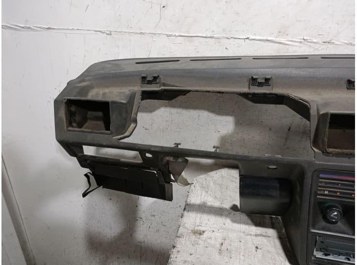 Recambio de salpicadero para seat ibiza i (21a) 0.9 referencia OEM IAM 5512995 2