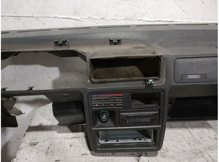 Recambio de salpicadero para seat ibiza i (21a) 0.9 referencia OEM IAM 5512995 3