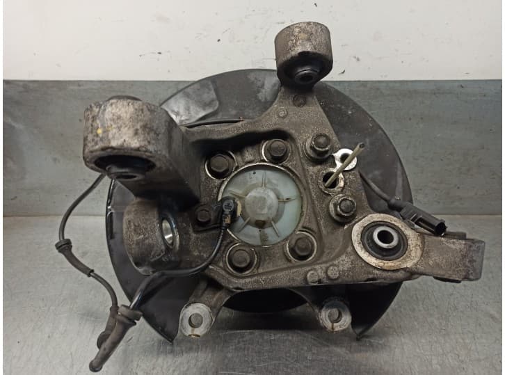 Recambio de mangueta trasera derecha para nissan altima referencia OEM IAM 430188J000