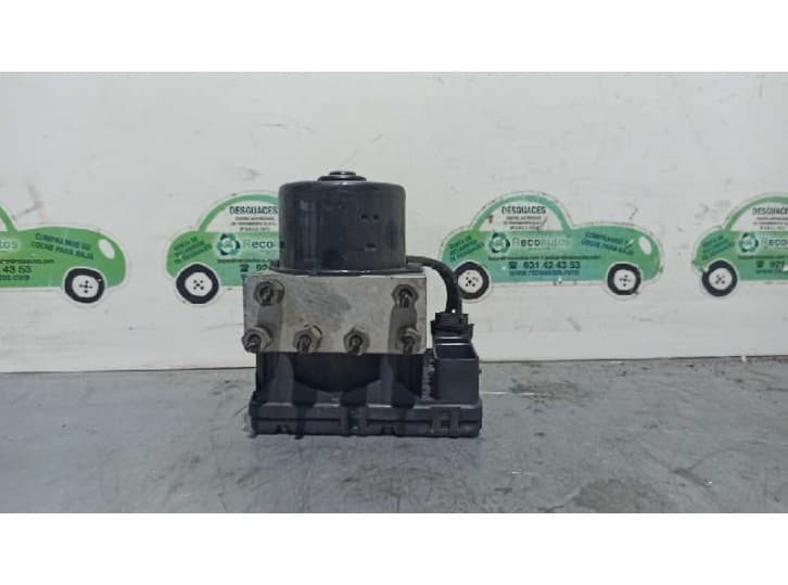 Recambio de abs para chrysler voyager (rg) crd cat referencia OEM IAM 04686702AE