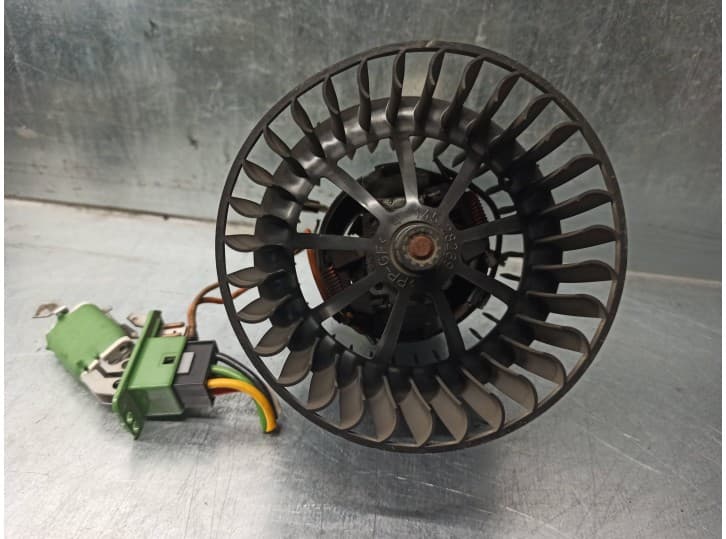 Recambio de motor calefaccion para saab 900 ii 2.0 i referencia OEM IAM 14528269 2