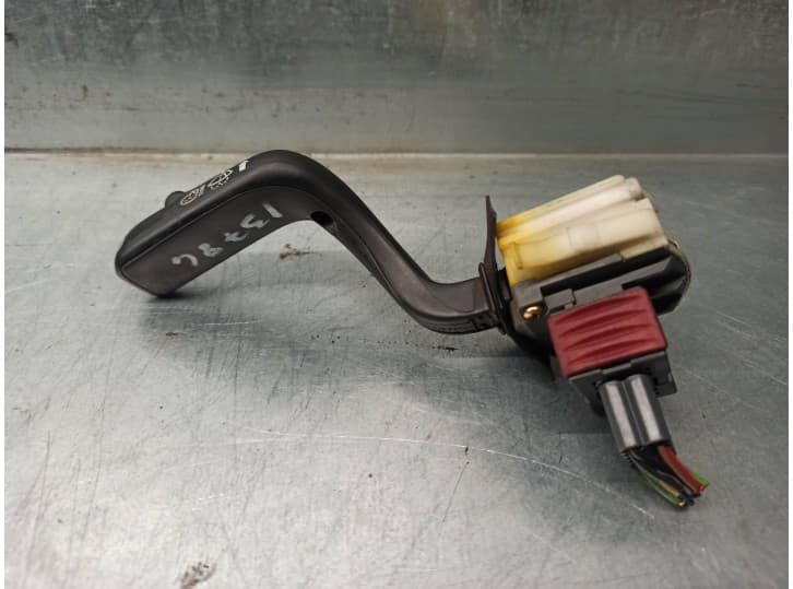 Recambio de mando limpia para saab 900 ii 2.0 i referencia OEM IAM 4114021 4