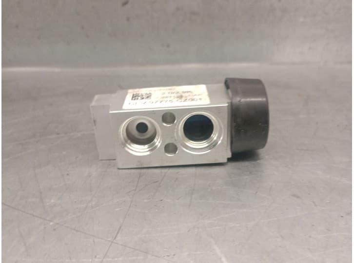Recambio de valvula expansion para hyundai tucson hybrid referencia OEM IAM 97775CZ001