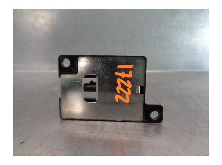 Recambio de antena para bmw 3 coupé (e92) 320 i referencia OEM IAM 84506928461 2