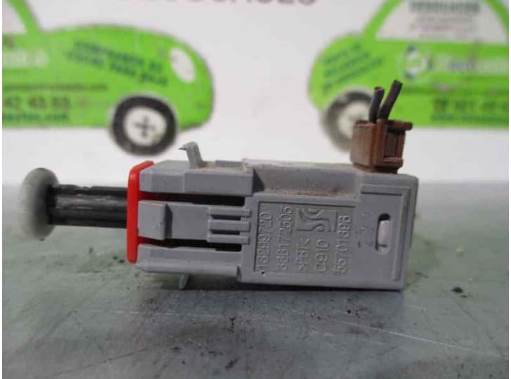 Recambio de interruptor para opel corsa d (s07) 1.2 (l08, l68) referencia OEM IAM 13299720