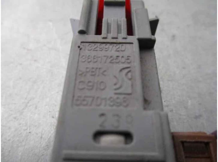 Recambio de interruptor para opel corsa d (s07) 1.2 (l08, l68) referencia OEM IAM 13299720 2
