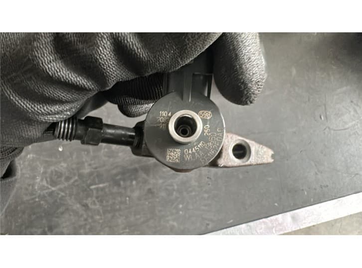 Recambio de inyector para ford ranger (et) 2.5 tddi referencia OEM IAM 01F0FE50A0 2