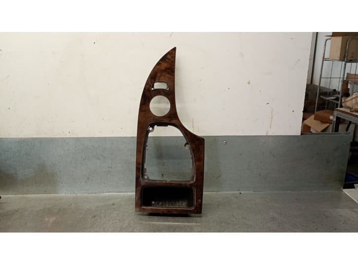 Recambio de moldura para bmw 5 (e60) 525 d referencia OEM IAM 51167130176 51167130176