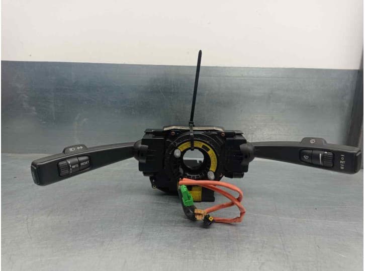 Recambio de mando luces para volvo s40 ii (544) 2.0 d referencia OEM IAM P30773144