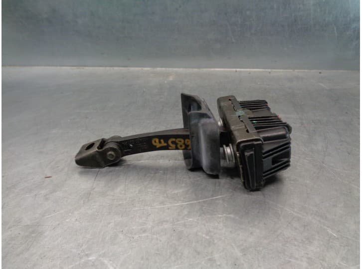 Recambio de retenedor puerta para bmw x5 (e53) 4.4 i referencia OEM IAM 51128402561