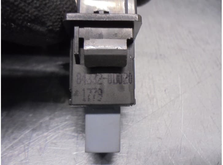 Recambio de warning para toyota yaris (_p9_) 1.0 vvt-i (ksp90_) referencia OEM IAM 843320D020 3