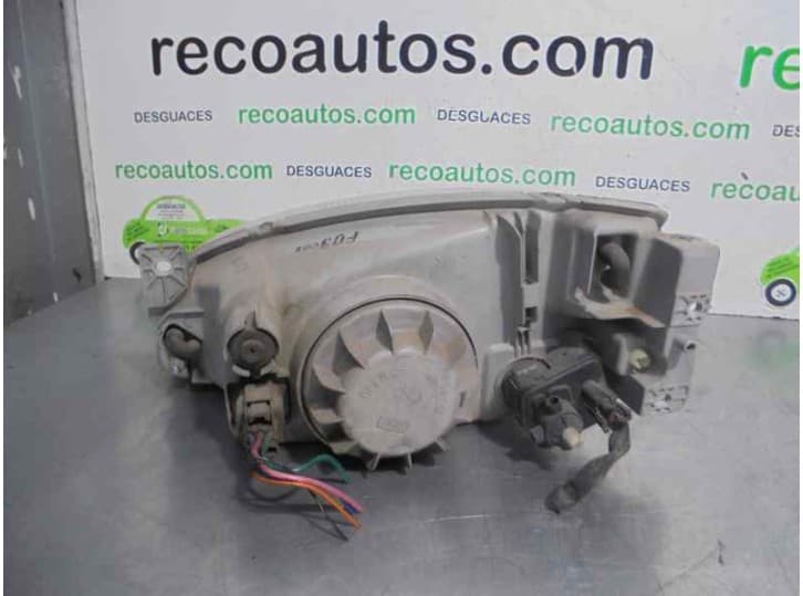 Recambio de faro derecho para hyundai lantra ii (j-2) 1.9 d referencia OEM IAM 9210229XXX 2