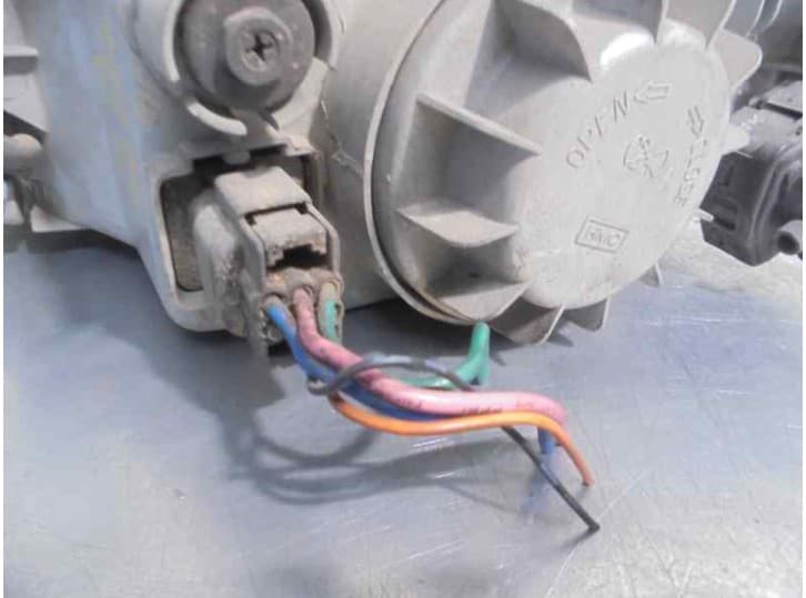 Recambio de faro derecho para hyundai lantra ii (j-2) 1.9 d referencia OEM IAM 9210229XXX 3