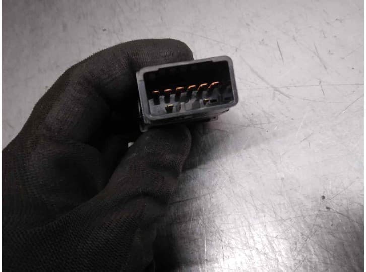 Recambio de warning para kia rio ii (jb) 1.5 crdi referencia OEM IAM 864W0140 3